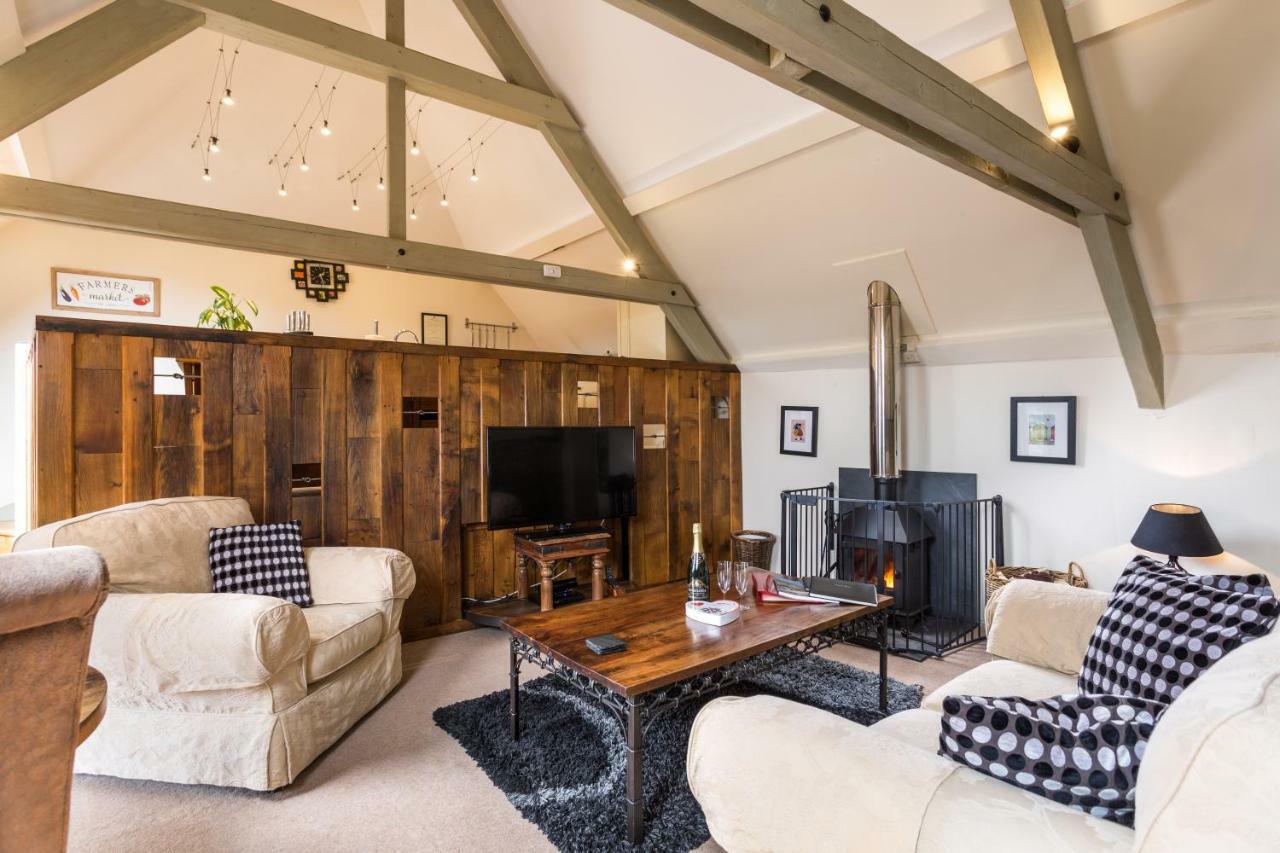 Red Doors Farm Cottages Honiton Exterior photo