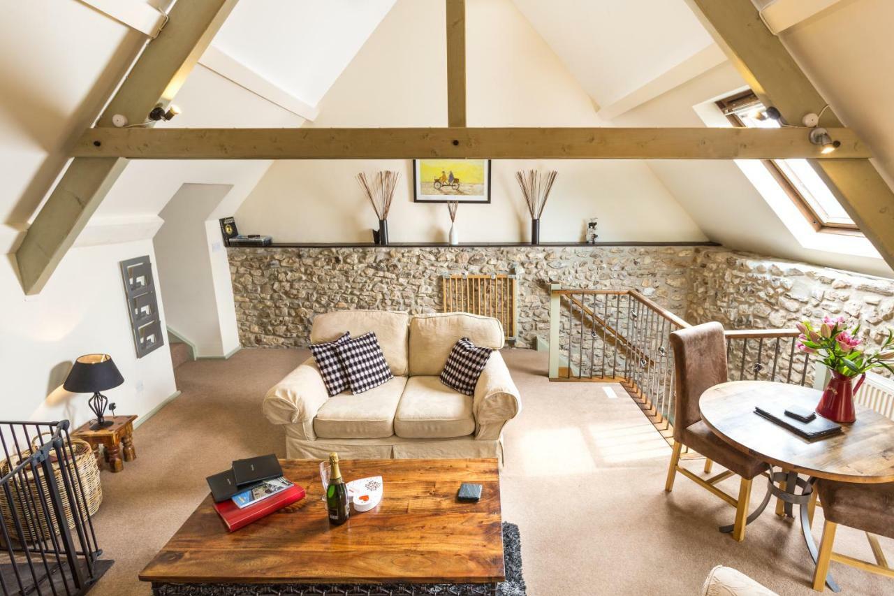Red Doors Farm Cottages Honiton Exterior photo