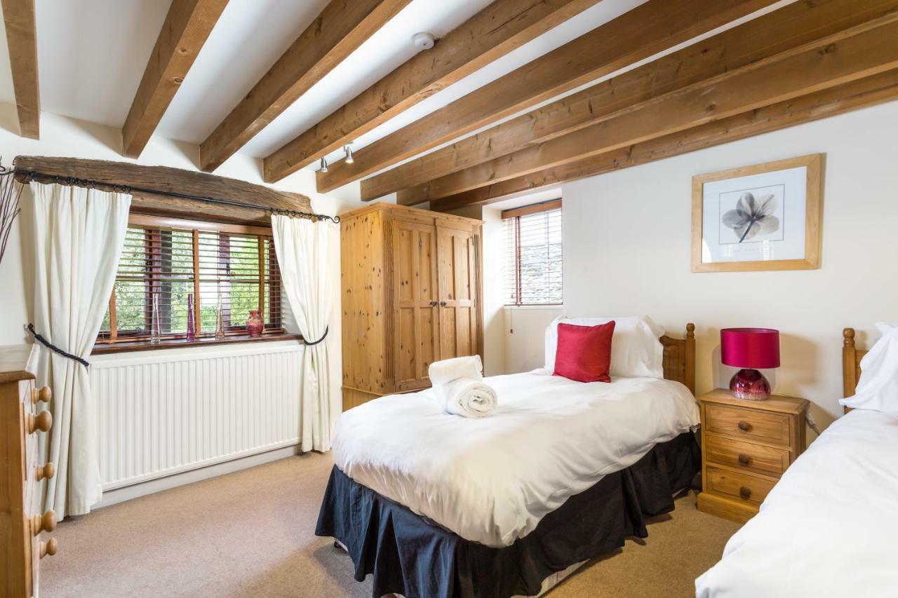 Red Doors Farm Cottages Honiton Exterior photo
